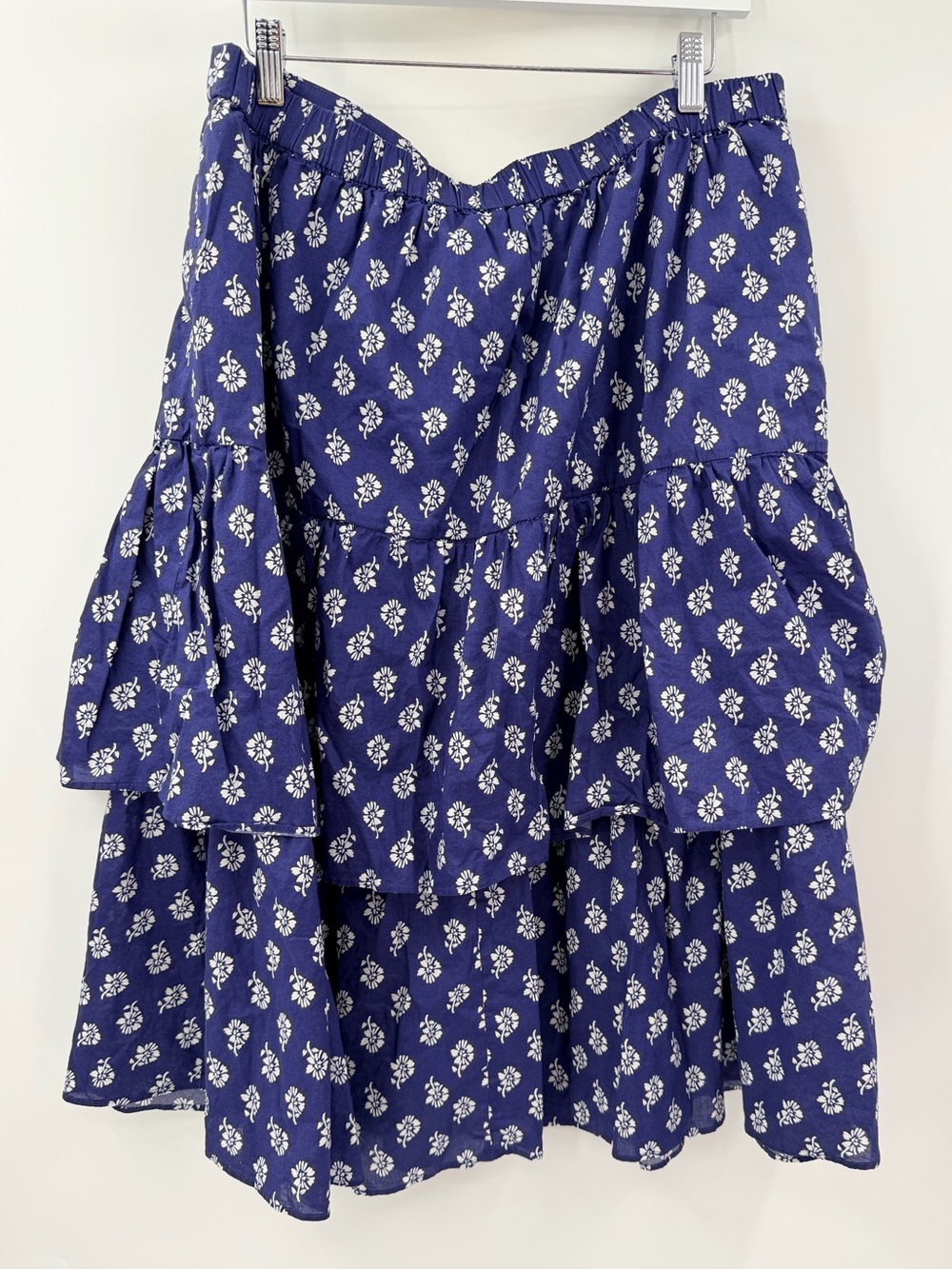 J. Crew Factory Tiered Printed Midi Skirt Large - Picture 4 of 6